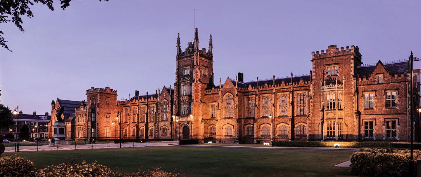 加拿大女王大学