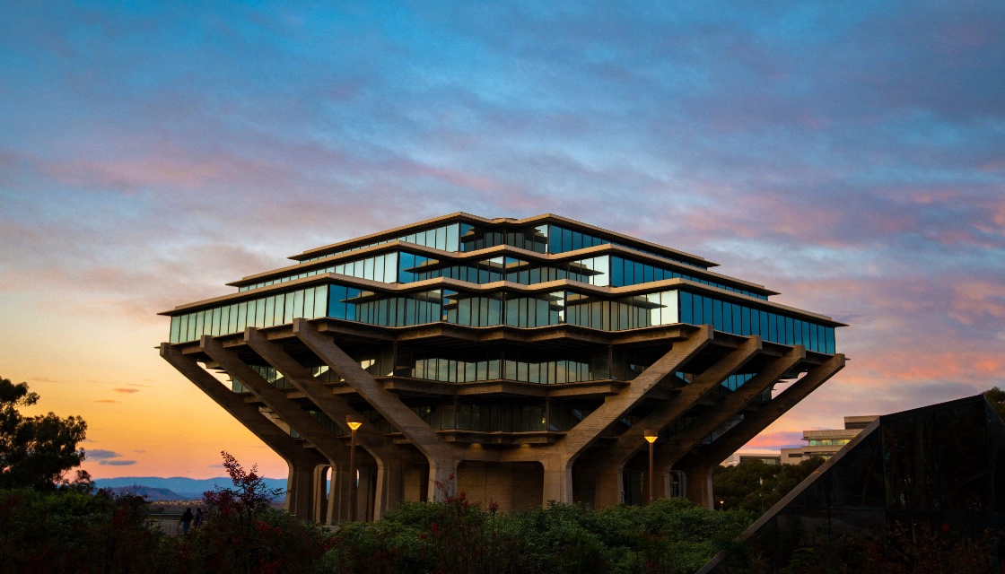 加州大学圣地亚哥分校