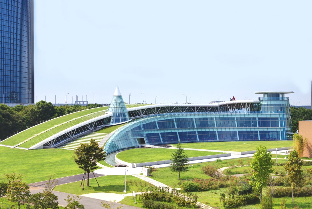 神田外国语大学