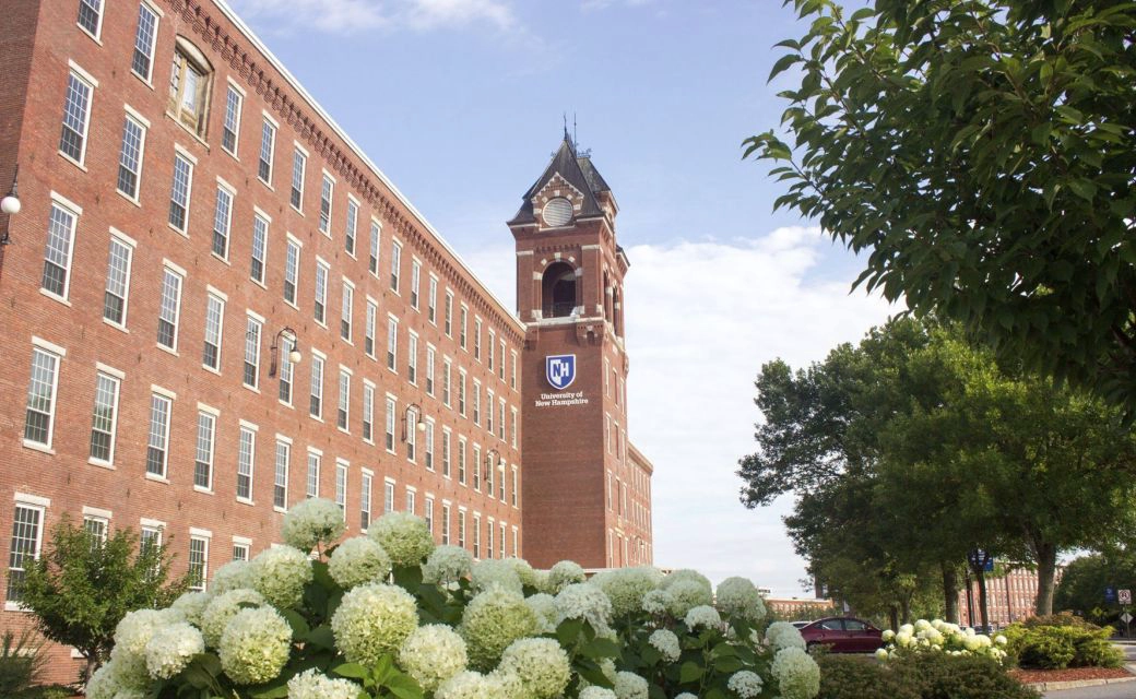 新罕布什尔大学