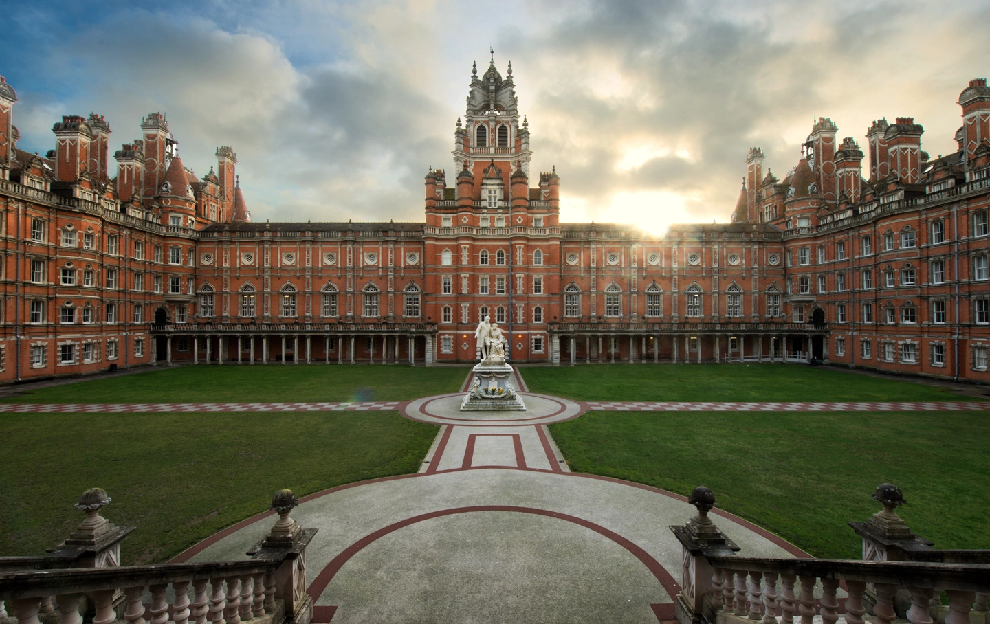 皇家霍洛威学院