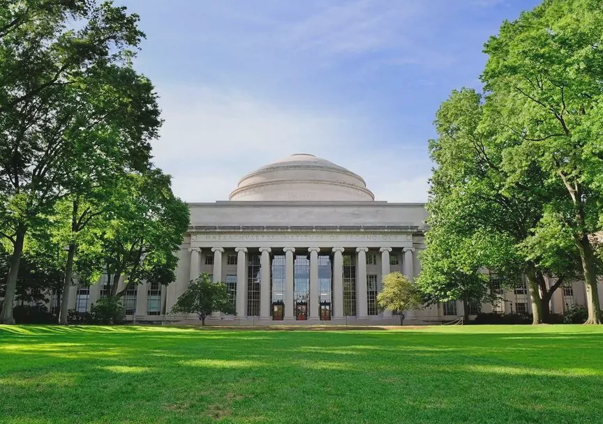 美国德克萨斯大学阿灵顿分校