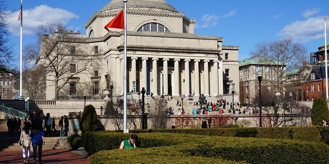 哥伦比亚大学