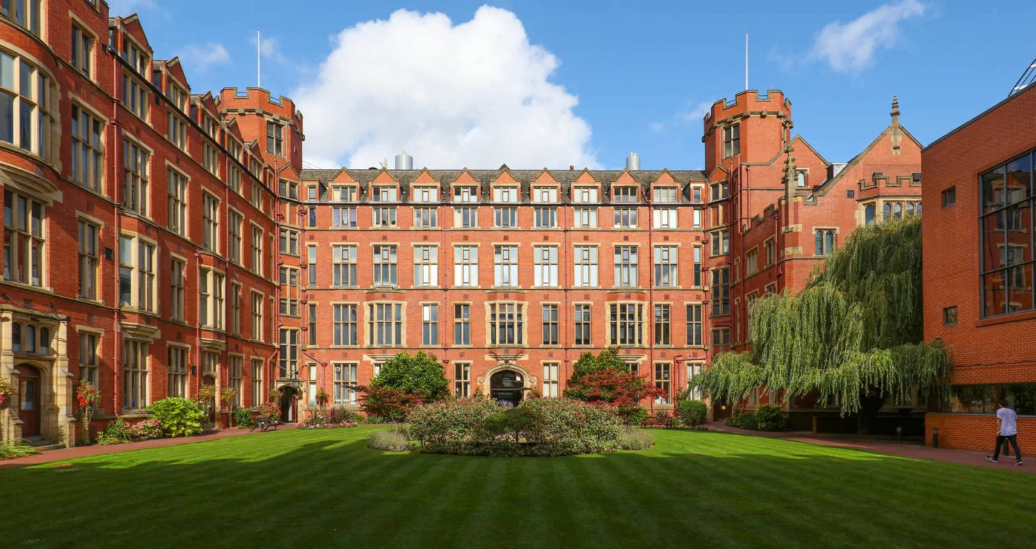 英国谢菲尔德大学