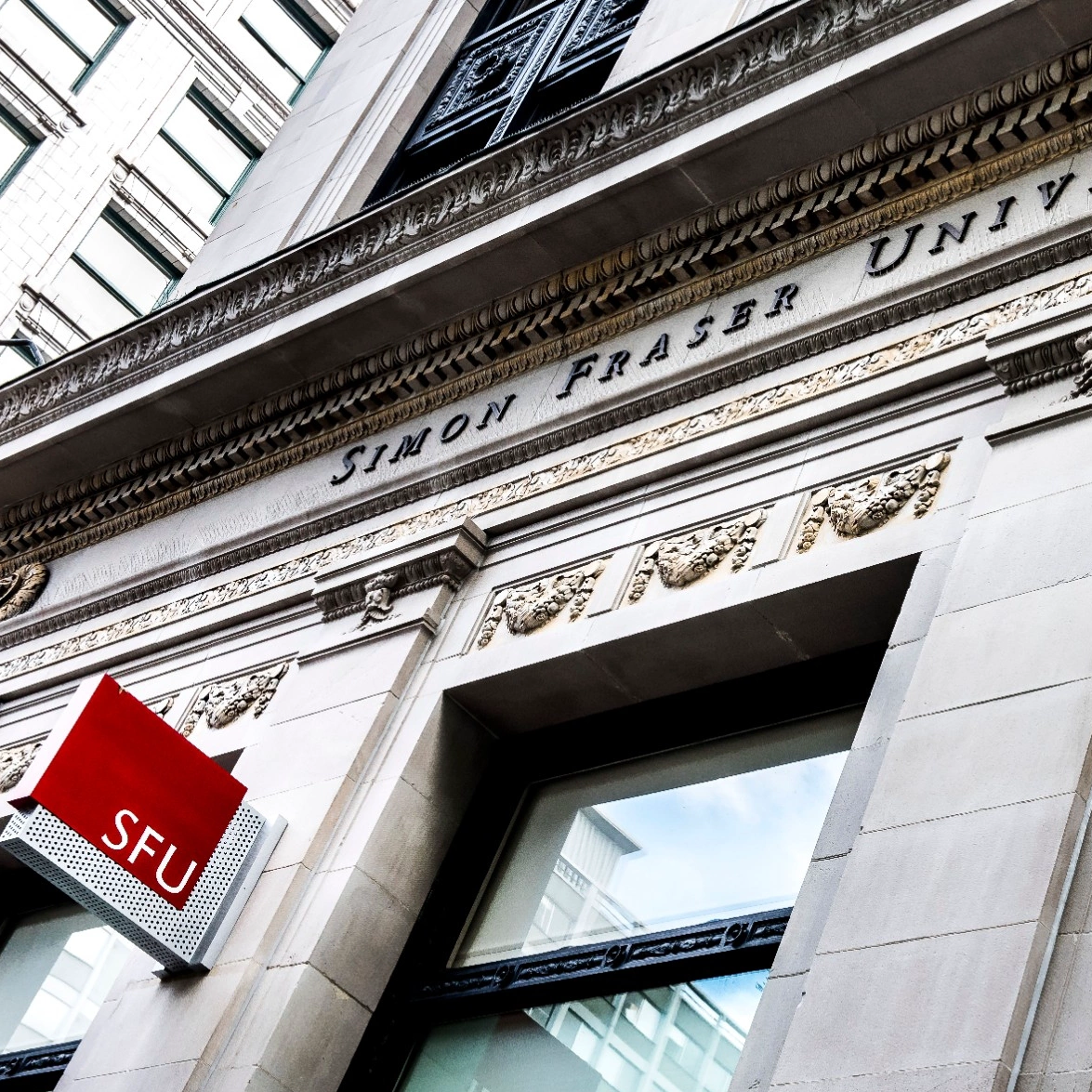 加拿大西蒙菲莎大学