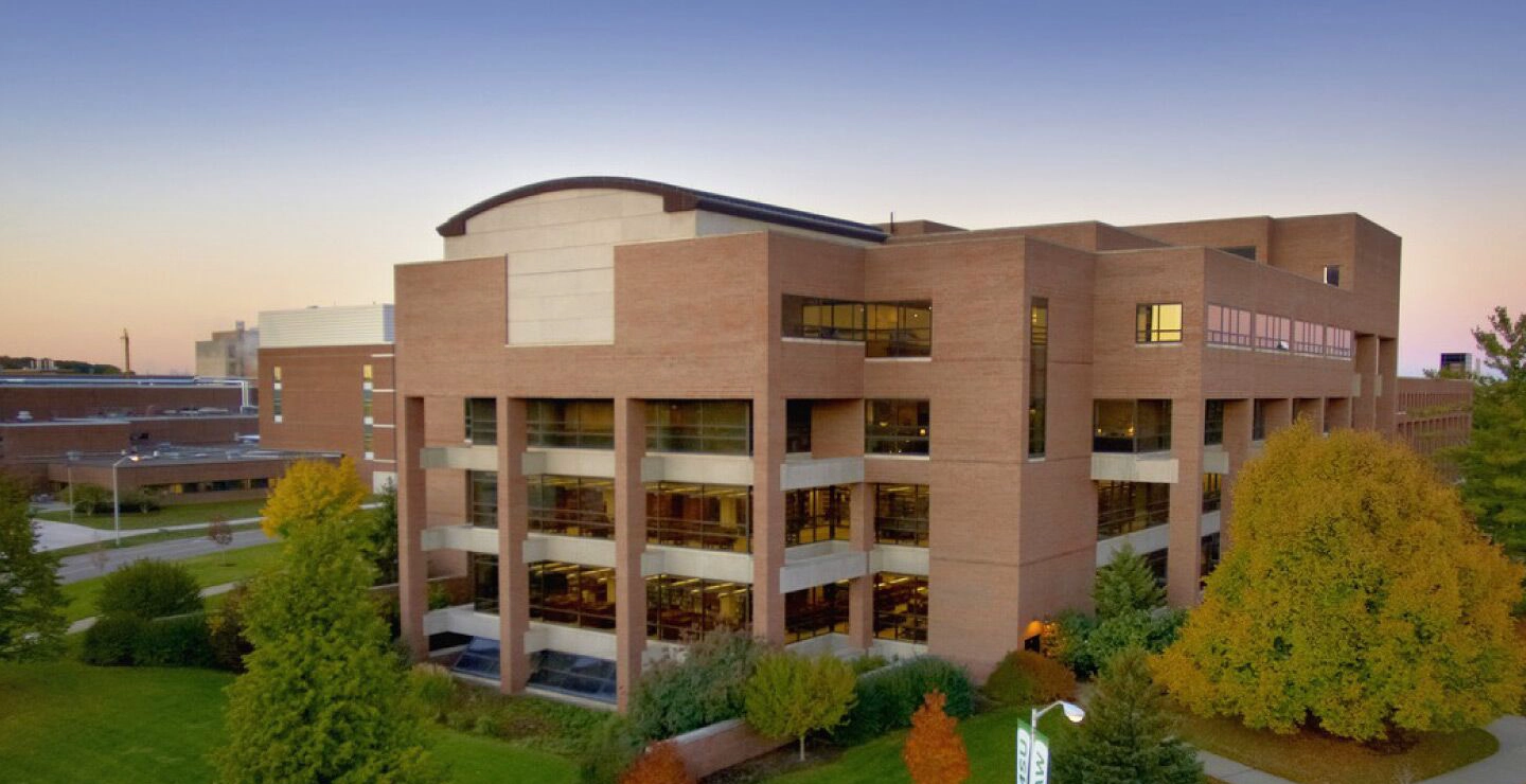 密歇根州立大学